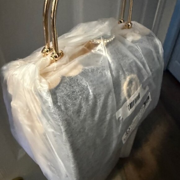 DANBAOLY Patent Leather Banquet Style Lined Crossbody Purse Handbag NWT - Picture 4 of 6